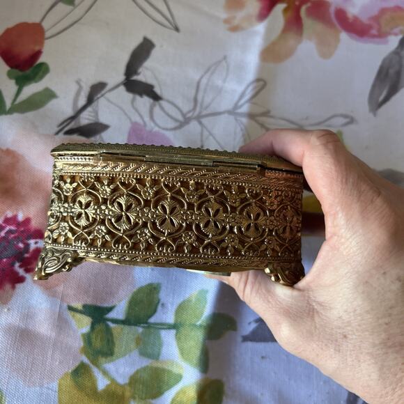 Vintage Sankyo Metal Music Box. Rare. T1 - Picture 9 of 9